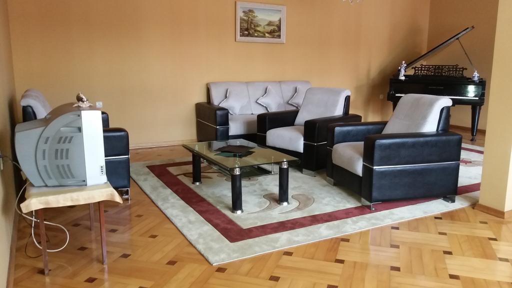Guest House Kartvelishvili Batumi Luaran gambar
